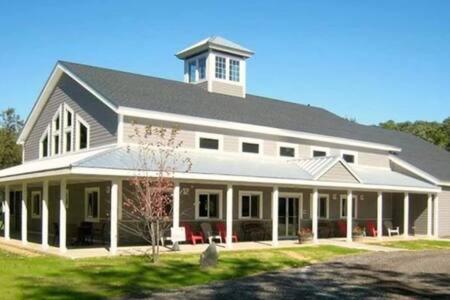 Beautiful Downstairs 1Bed 1Bth Charmer- Pet Friendly Michigan City Exterior photo